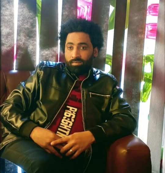المخرج أحمد بوجي.. قصة نجاح في عالم السينما وصولا للمهرجانات العالمية