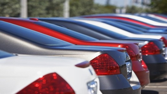 مصر تستورد سيارات بقيمة 8 مليارات دولار سنويا رغم اهتمامها بتوطين الصناعة المحلية