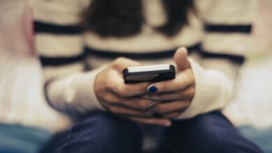 اكتشاف ارتباط بين قضاء الوقت أمام الشاشات في العشرينيات من العمر والنوبة القلبية