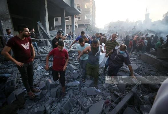 مقتل أسيرة صهيونية وارتفاع ضحايا العدوان على قطاع غزة إلى 44.176 شهيدا و104.473 مصابا