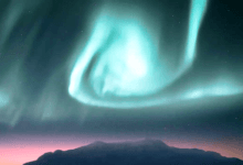 غبار مشع خطير يهب فوق منطقة تمتد على 6 دول عربية