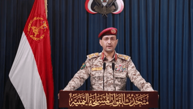 الحوثيون يعلنون الاشتباك مع حاملة الطائرات الأمريكية ترومان في البحر الأحمر